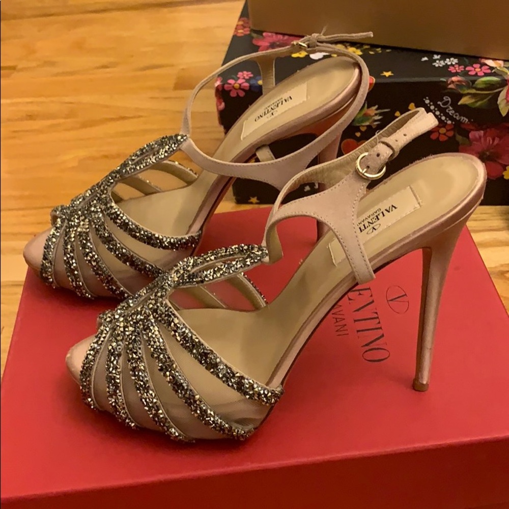 Valentino Shoes - Picture 2 of 6